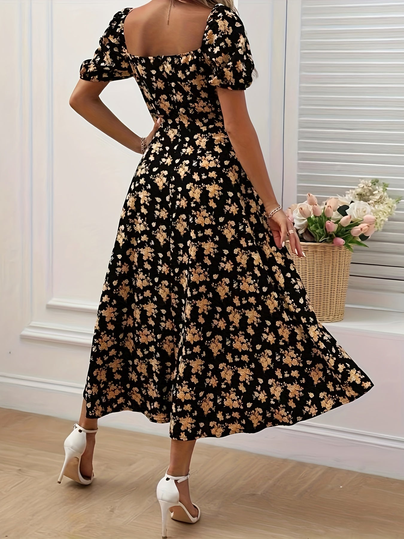 Brooke™ Elegant Floral Puff Sleeve Dress