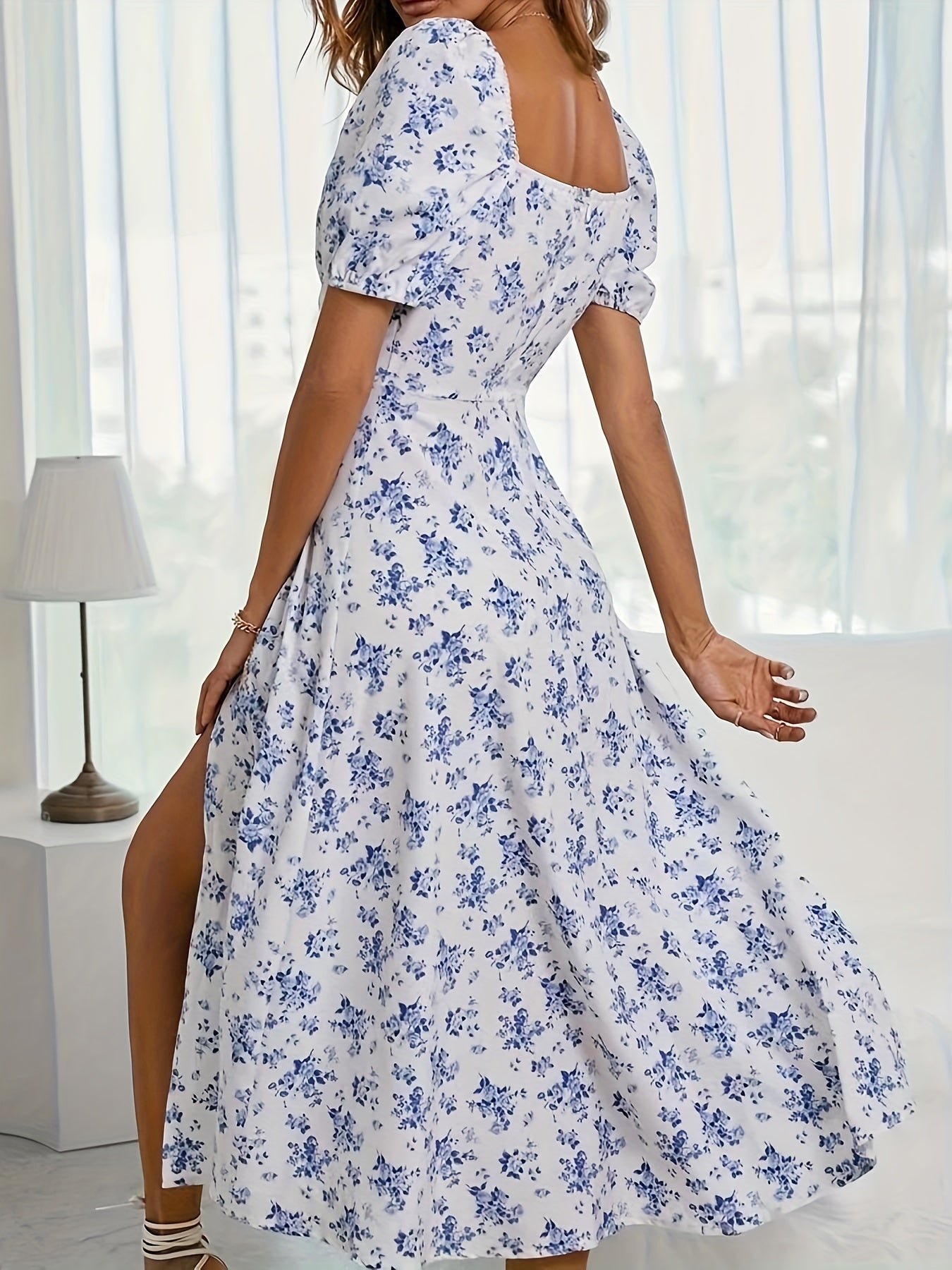 Brooke™ Elegant Floral Puff Sleeve Dress